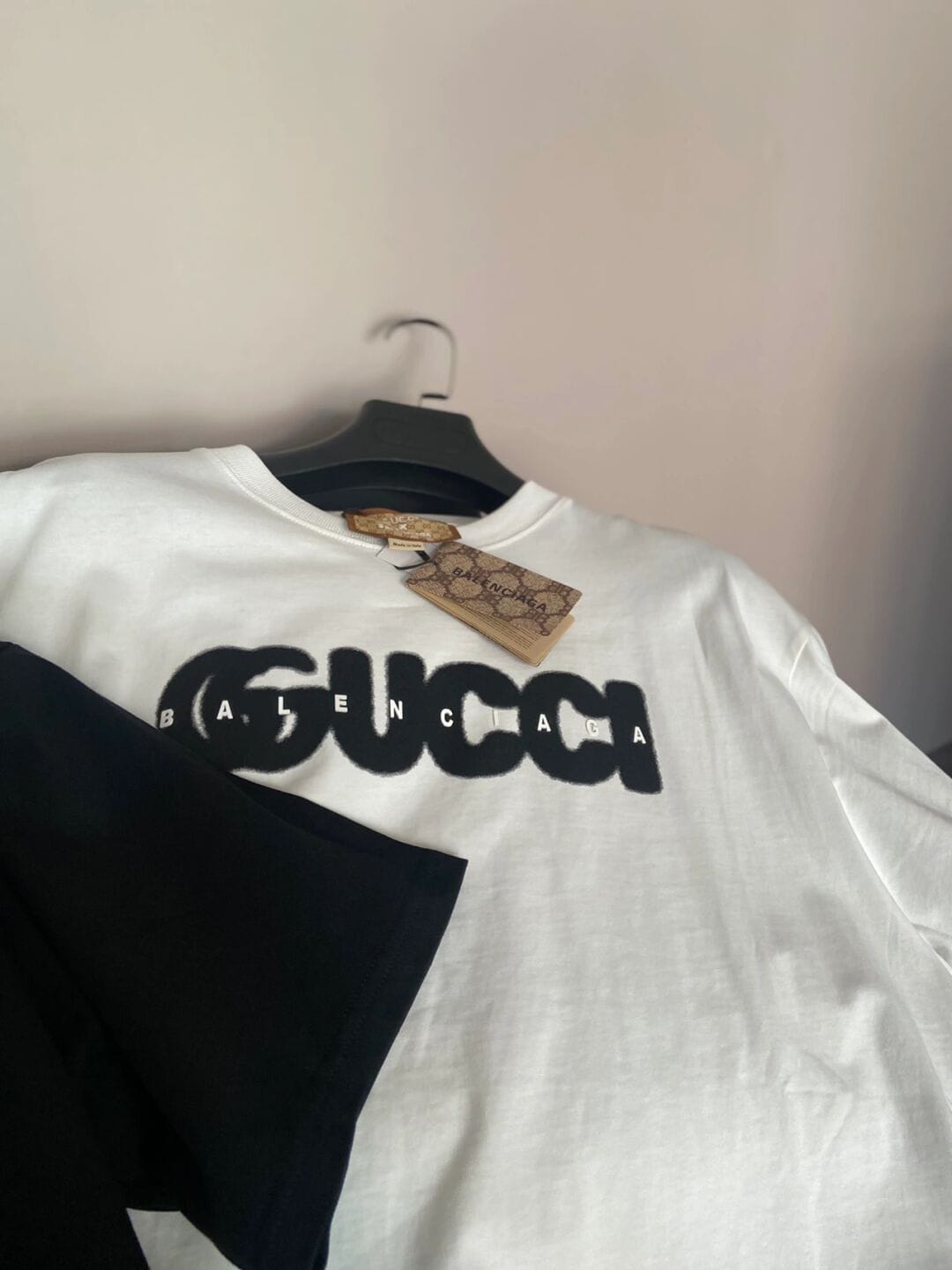 Balenciaga X Gucci Blackwhite T Shirt Dn26673 – Blosnyfl